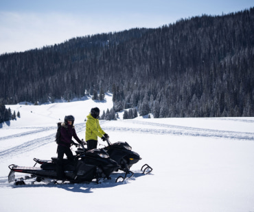 Jackson Hole Snowmobile Tours