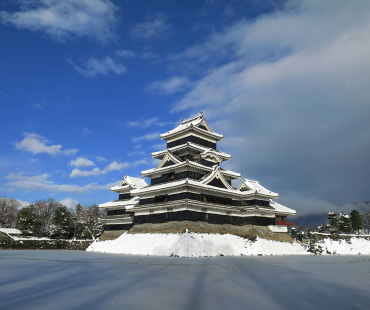 Matsumoto castle in the winter