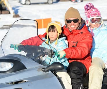 Tandem Snowmobile at 8 Peaks